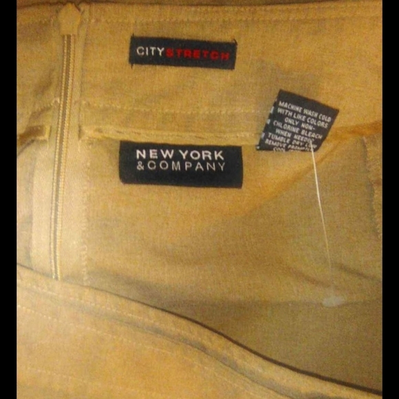 New York & Company Tan Mini Pencil Skirt with Gold Buckle - Picture 5 of 7